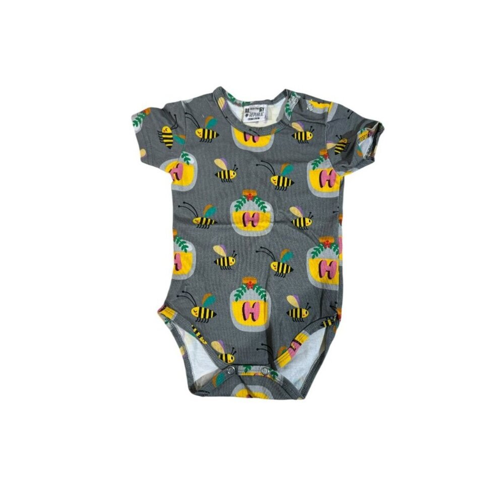 Raspberry Republic Hi Honey Organic Short Sleeve Baby Body Suit Size 6-9 Months